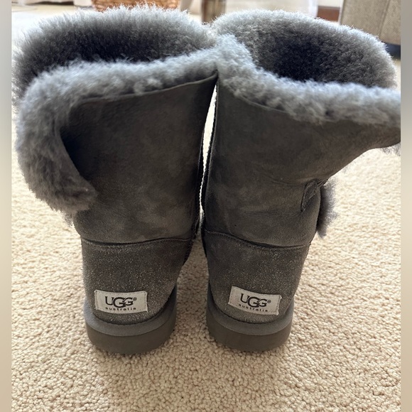 UGG Australia boots - Picture 2 of 7
